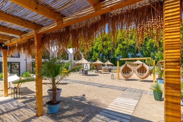 Lulu Holiday Resort Domki Z Podgrzewanym Basenem Mielno  Εξωτερικό φωτογραφία